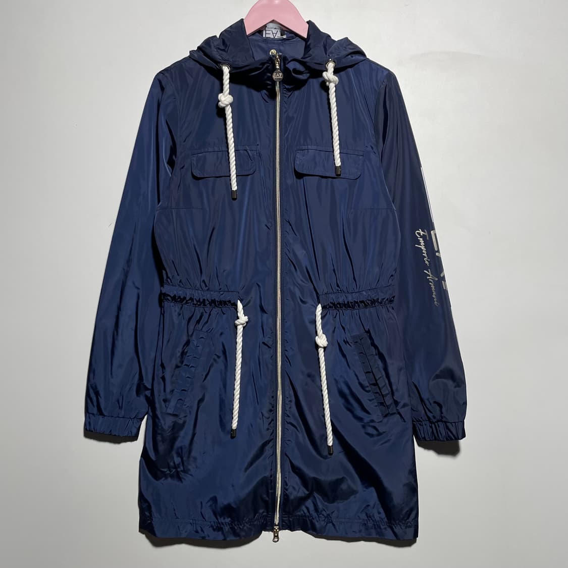 EA7 엠포리오 아르마니 네이비 바람막이 상품이미지1