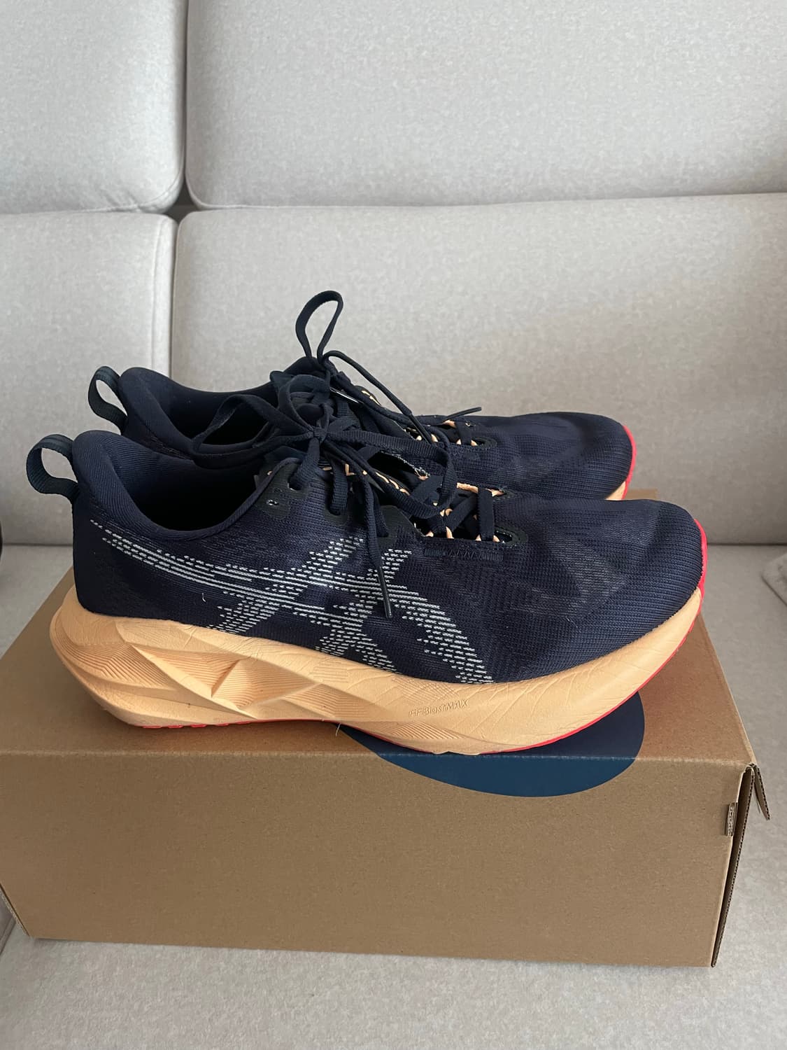 아식스 노바블라스트 5  상품이미지2