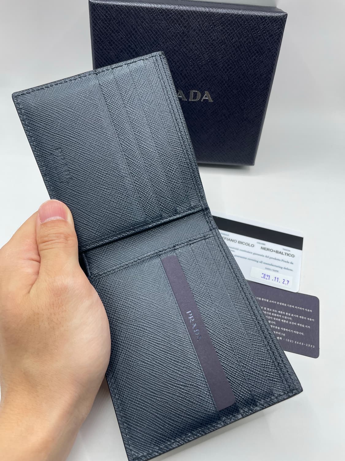 프라다 2MO513 레더 반지갑 블랙 상품이미지6