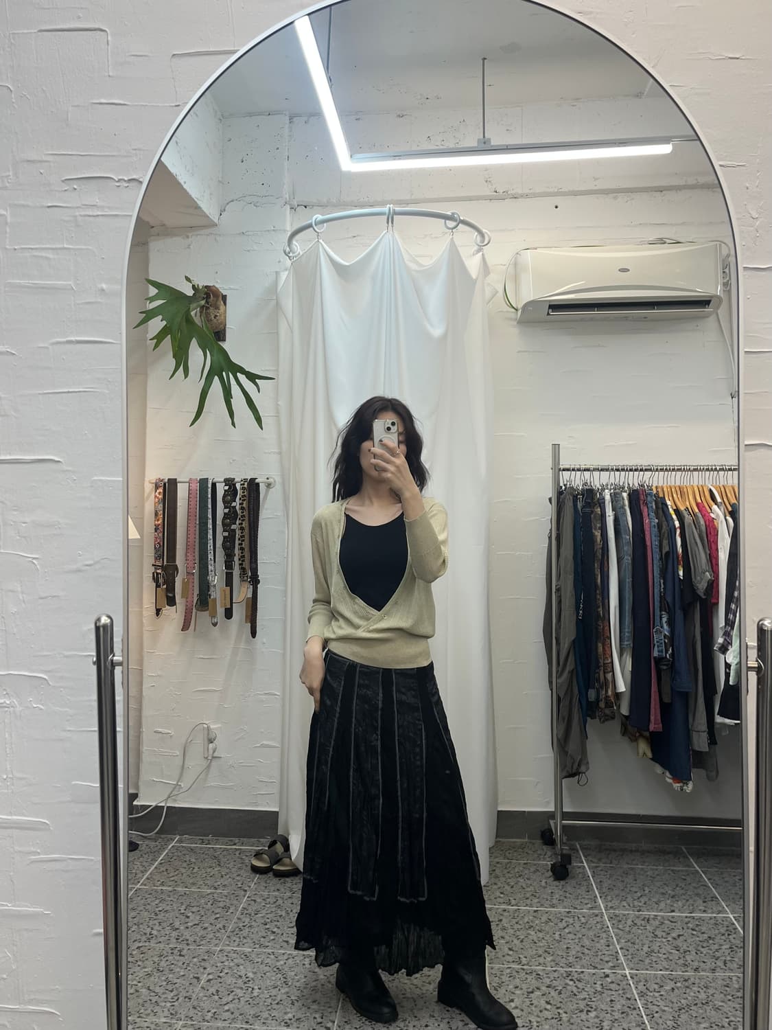 chain neck line knit 상품이미지5