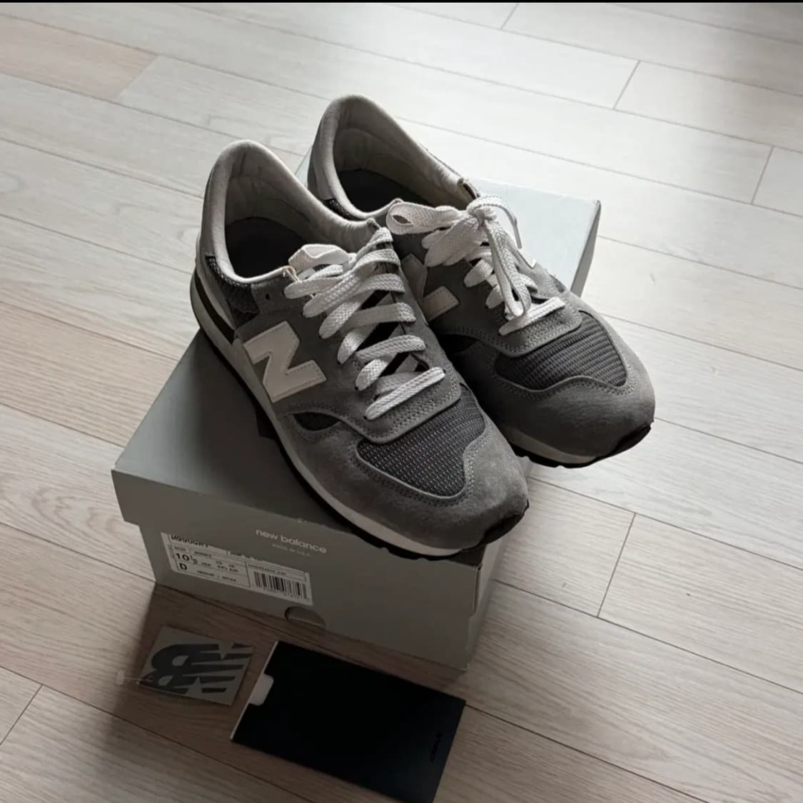 뉴발란스 990v1 그레이화이트 285 상품이미지2