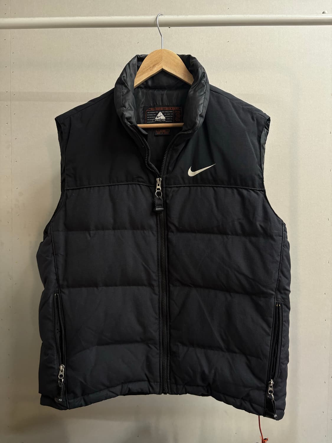 나이키acg 조끼패딩 상품이미지1