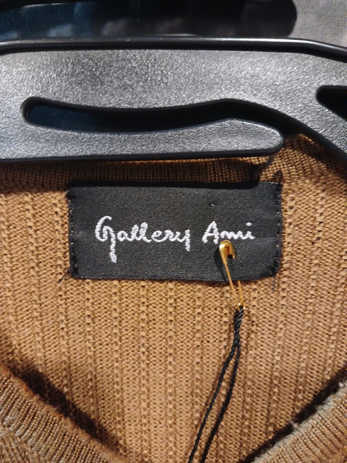 브이넥 니트 브라운 상품이미지3