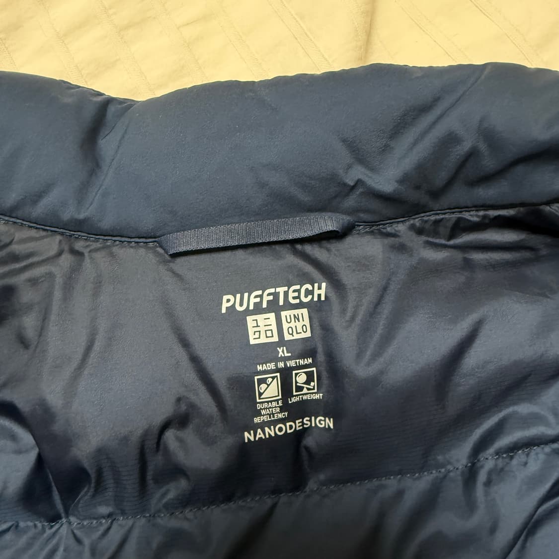 유니클로 퍼프테크 패딩 블루 XL사이즈 상품이미지4