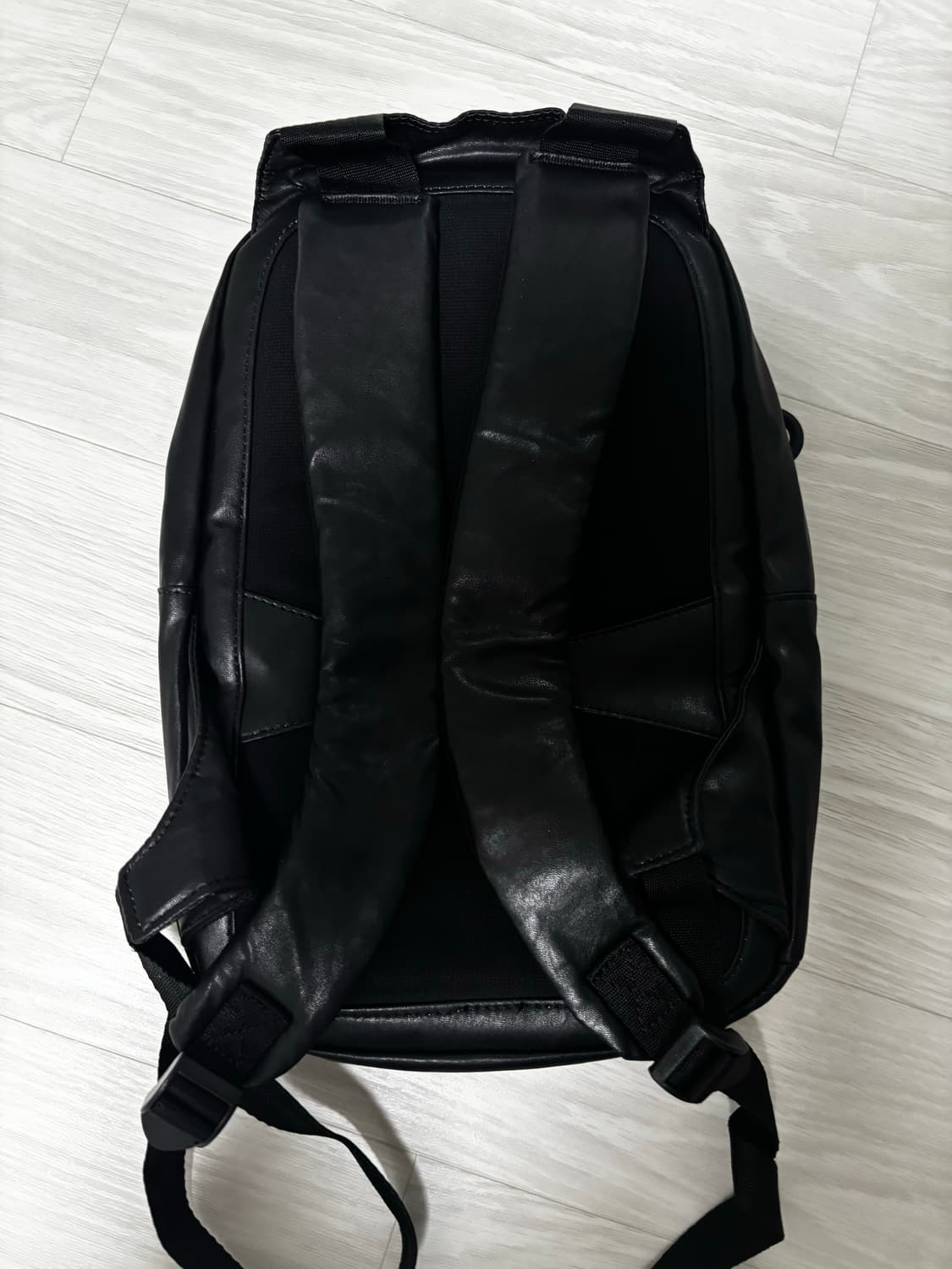 미스치프 레더 백팩 상품이미지2