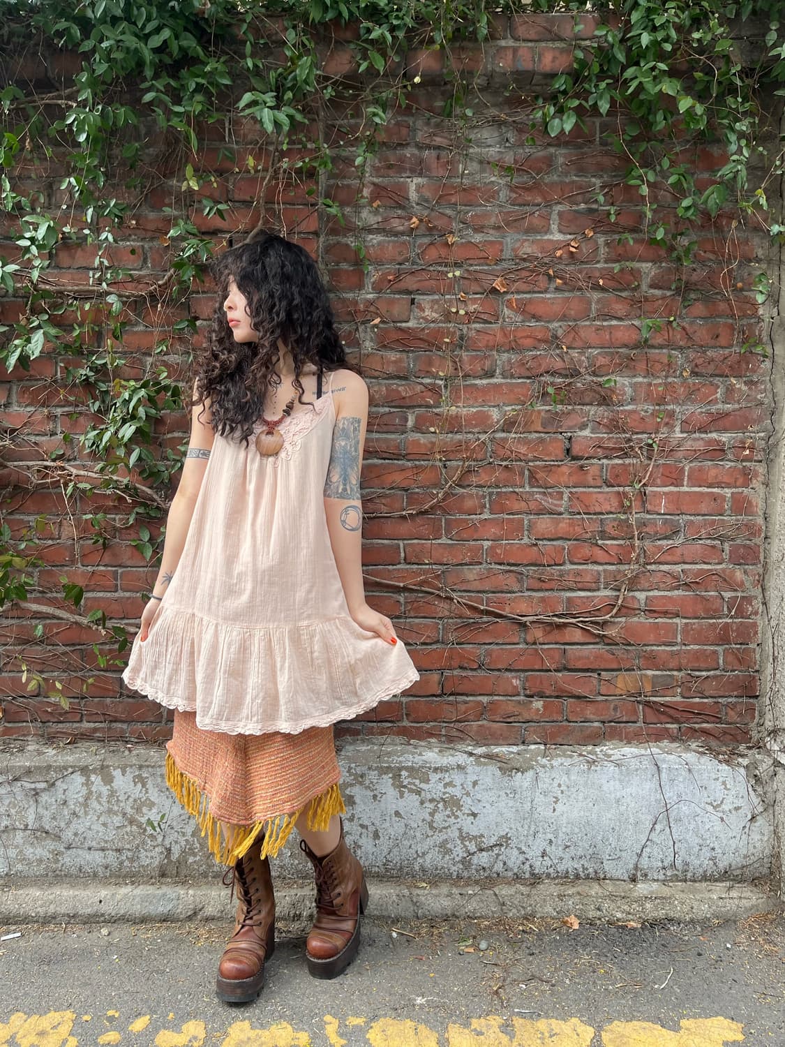 피치 베이지 데일리 미디 원피스 상품이미지1