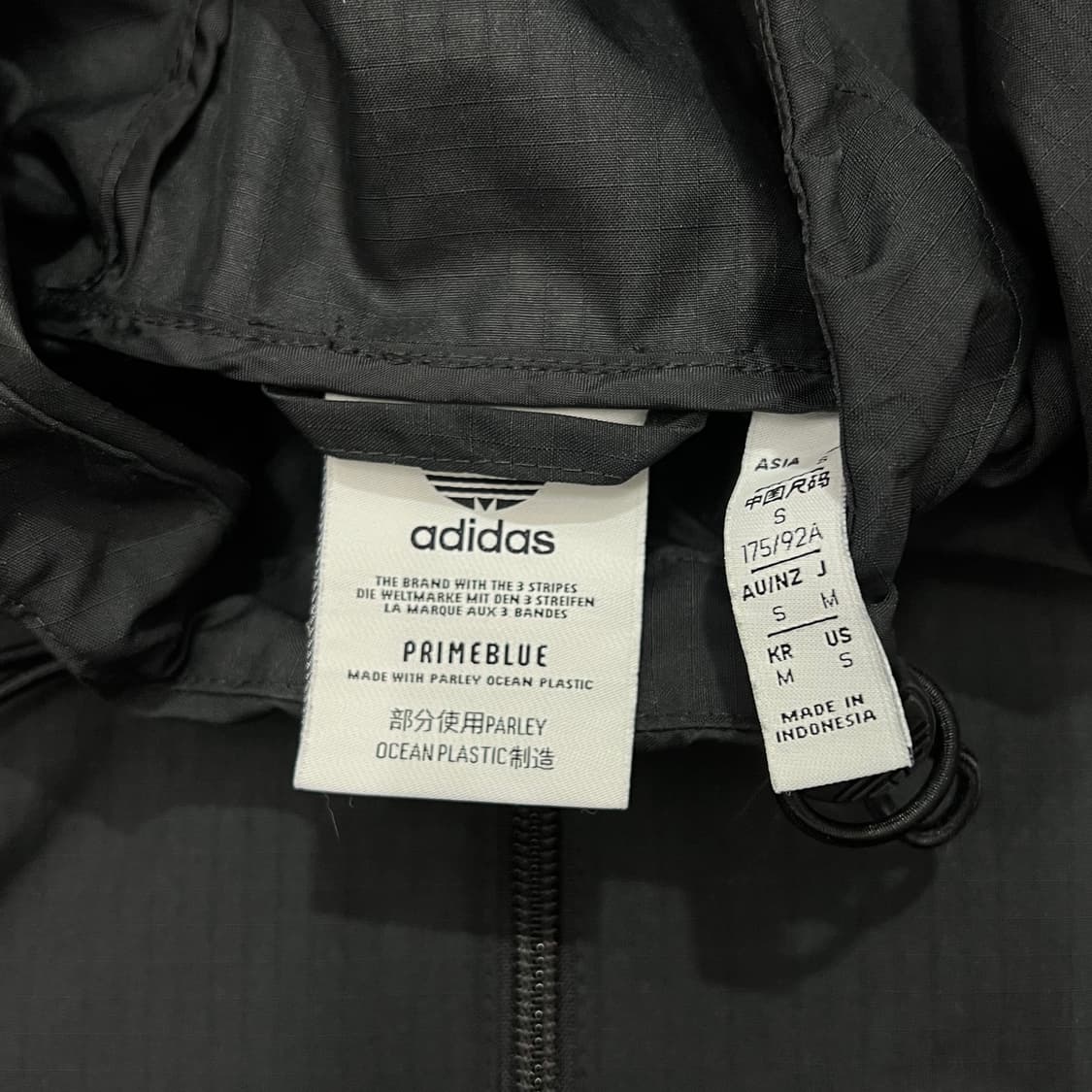 [95-100] 아디다스 바람막이 상품이미지3