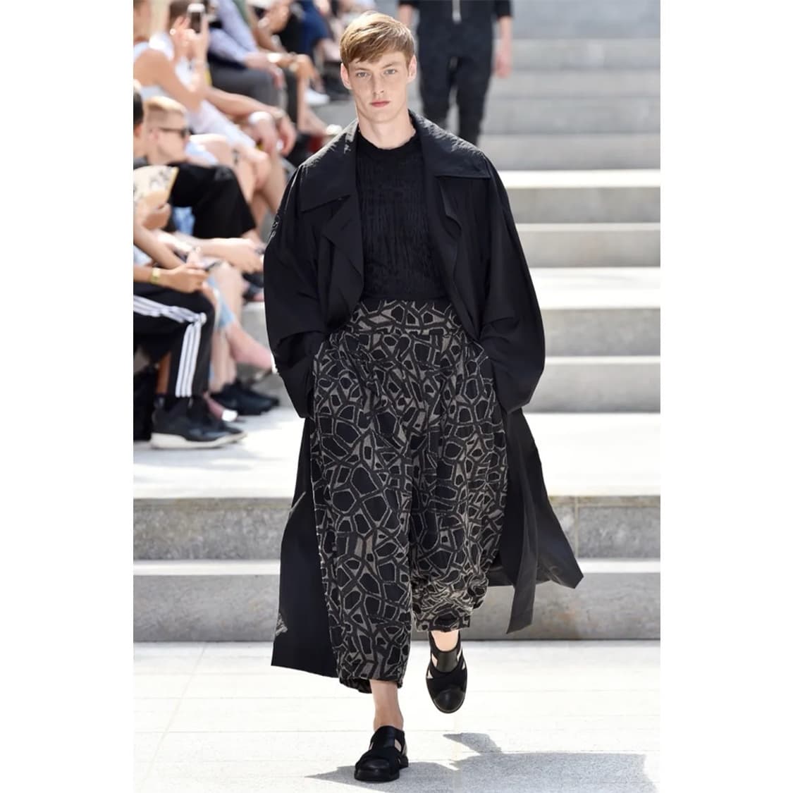 이세이미야케 맨 타페타 나일론 트렌치코트 상품이미지5