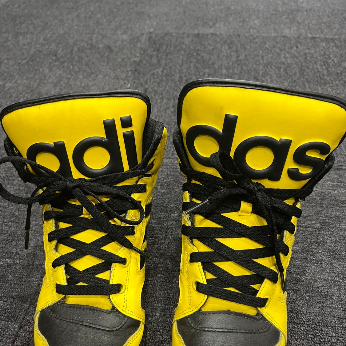 아디다스 제레미스캇 인스팅트 하이 상품이미지2