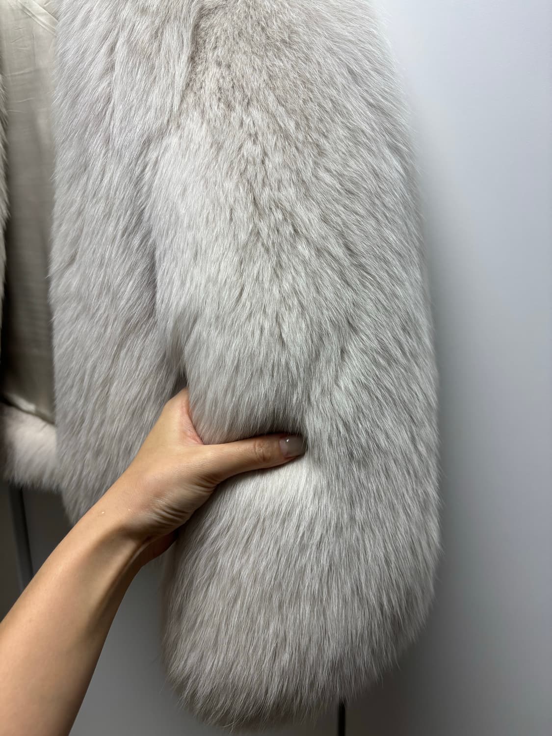 지방시 폭스 퍼자켓 상품이미지3