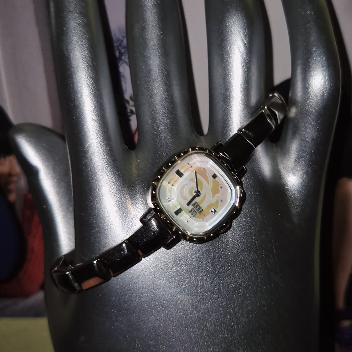 안나수이 장미 자개 크리스탈 손목 시계 상품이미지10