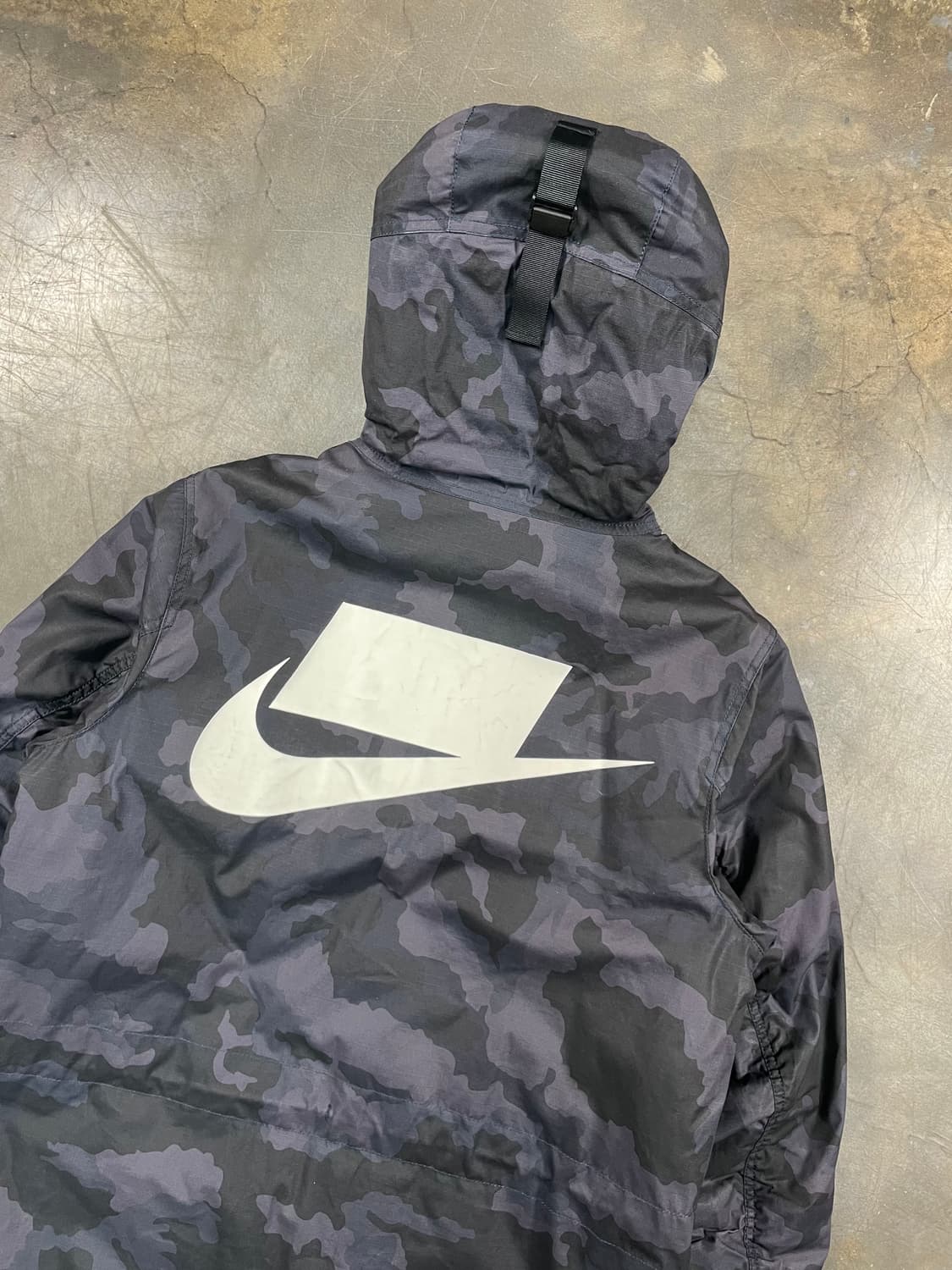 나이키 그레이카모 피쉬테일 파카 상품이미지2