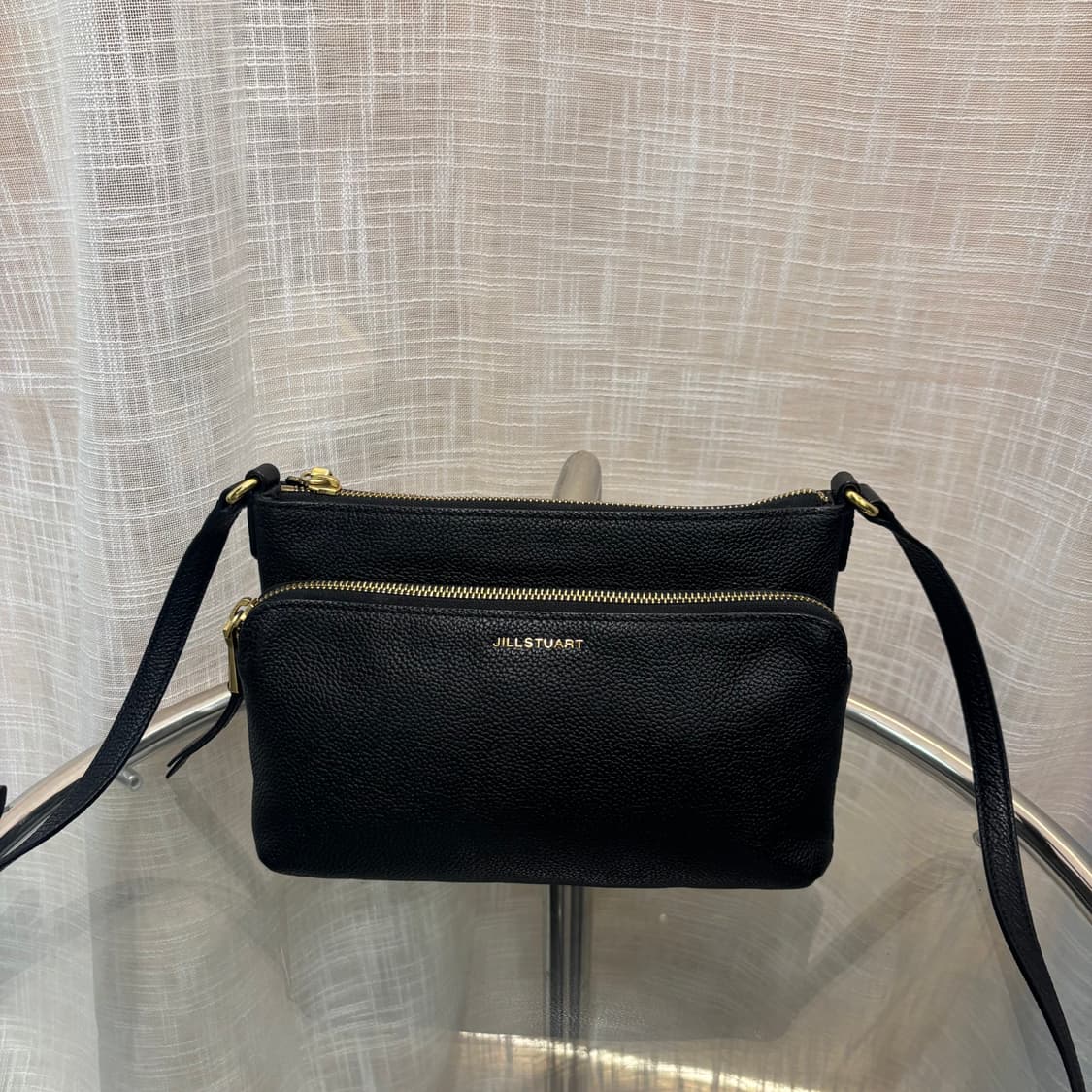 정품 질스튜어트 소가죽 크로스백     상품이미지2