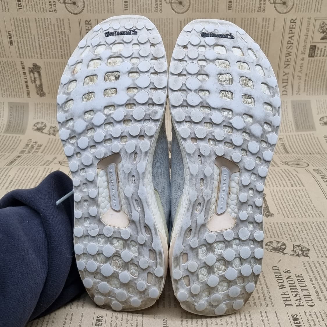 아디다스 울트라부스트 남성 운동화260 상품이미지3