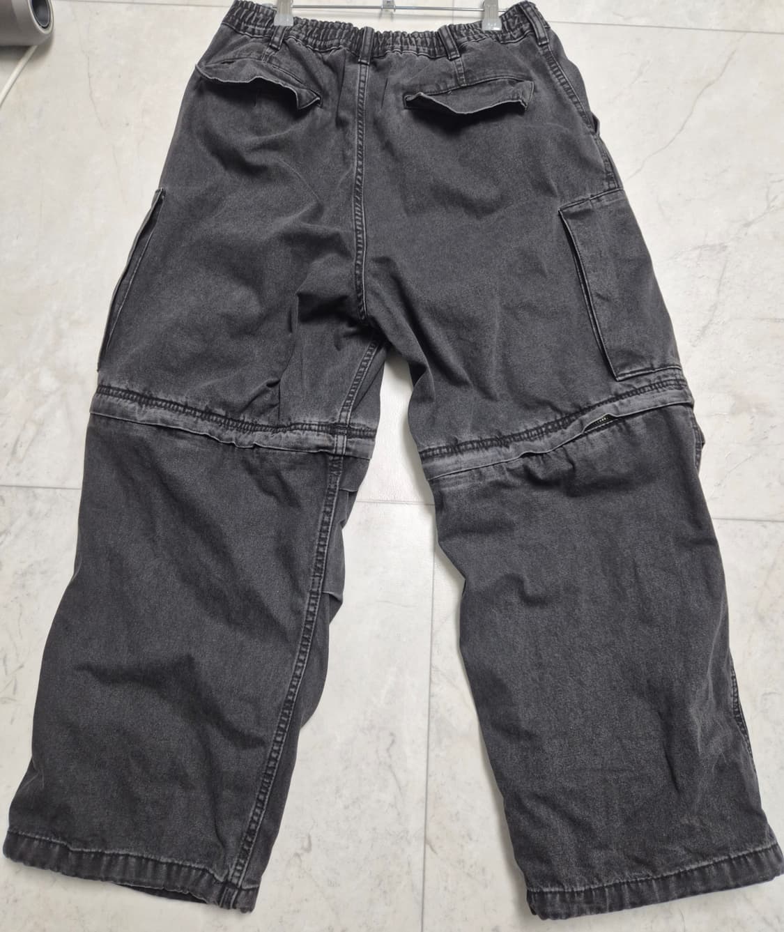 GU x 언더커버 데님 컨버터블 와이드 카고 팬츠 다크 그레이 M 상품이미지3