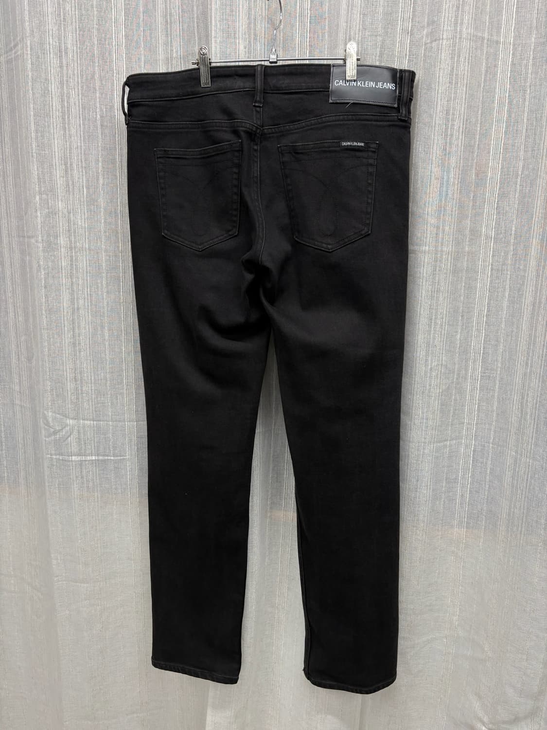 캘빈클라인 CKJ027 블랙 클래식 데님 팬츠 상품이미지6