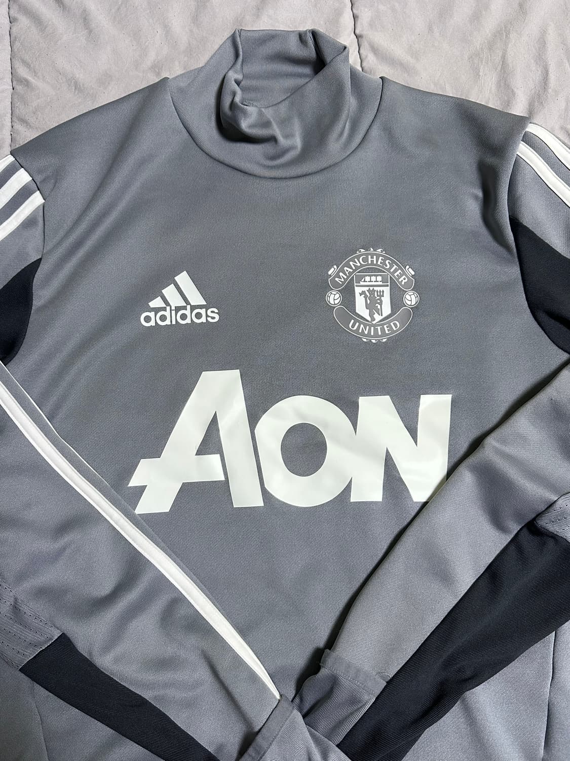 아디다스 맨체스터 유나이티드 하이넥 롱슬리브(핑거 홀) 상품이미지2