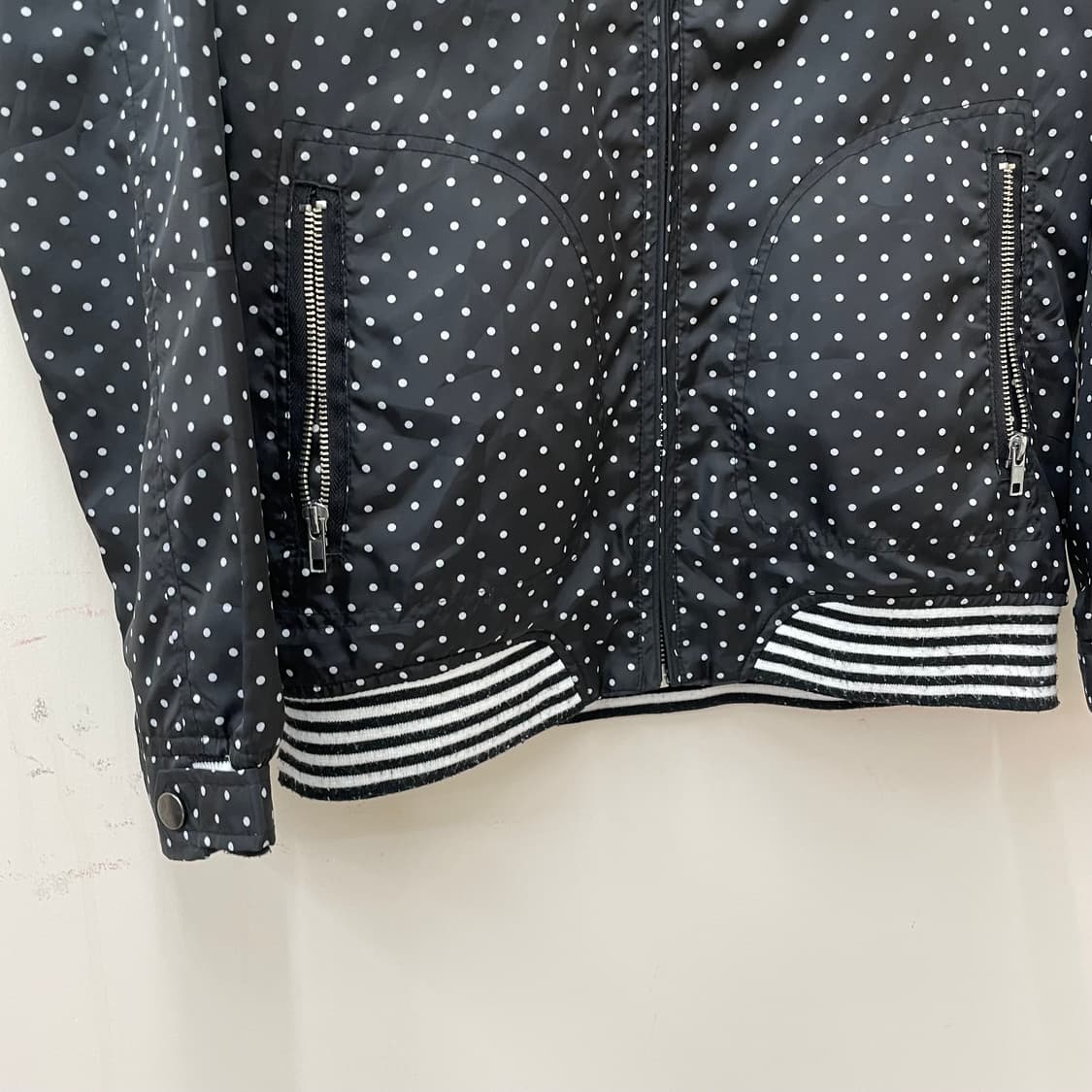 도트 후드 바람막이 상품이미지3