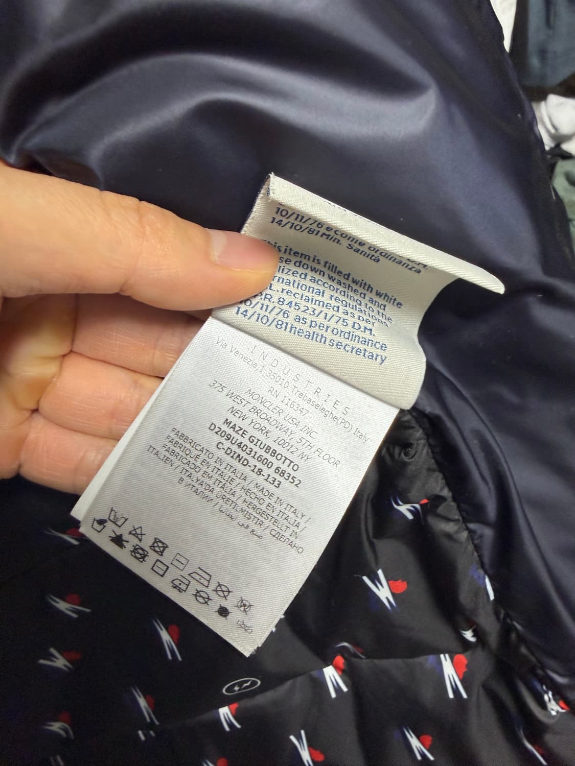 [3] 몽클레어 x 프라그먼트 백스테이지 패딩 셔츠 자켓 상품이미지7