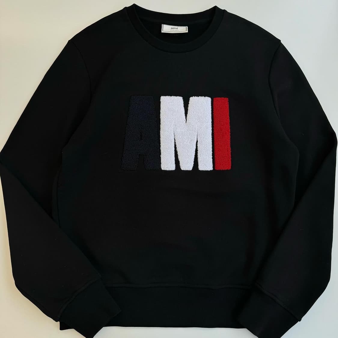 AMI  아미 블랙 크루넥 스웻셔츠 상품이미지2