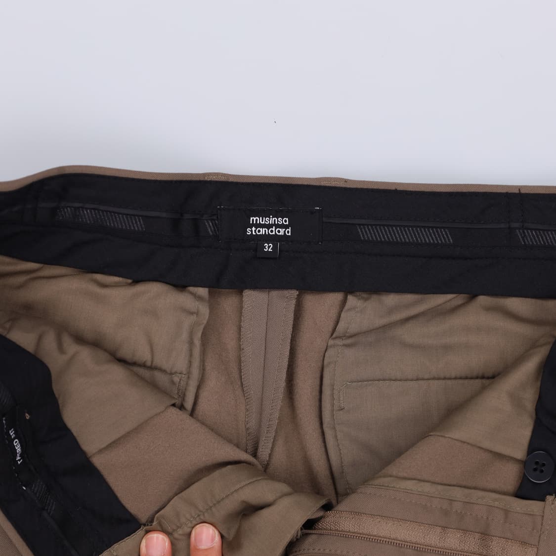 32 무신사스탠다드 일자 슬랙스 0401H1 상품이미지4