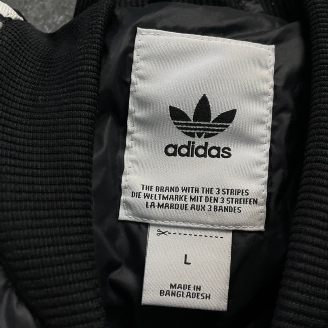 100 아디다스 슈퍼스타 경량패딩 상품이미지3