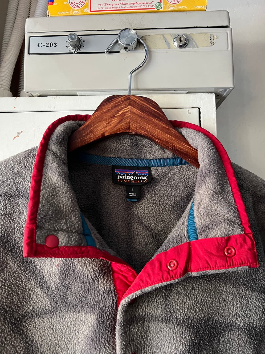 [L]파타고니아 신칠라 스톤크랙 패턴 셰일 아노락 플리스 상품이미지2