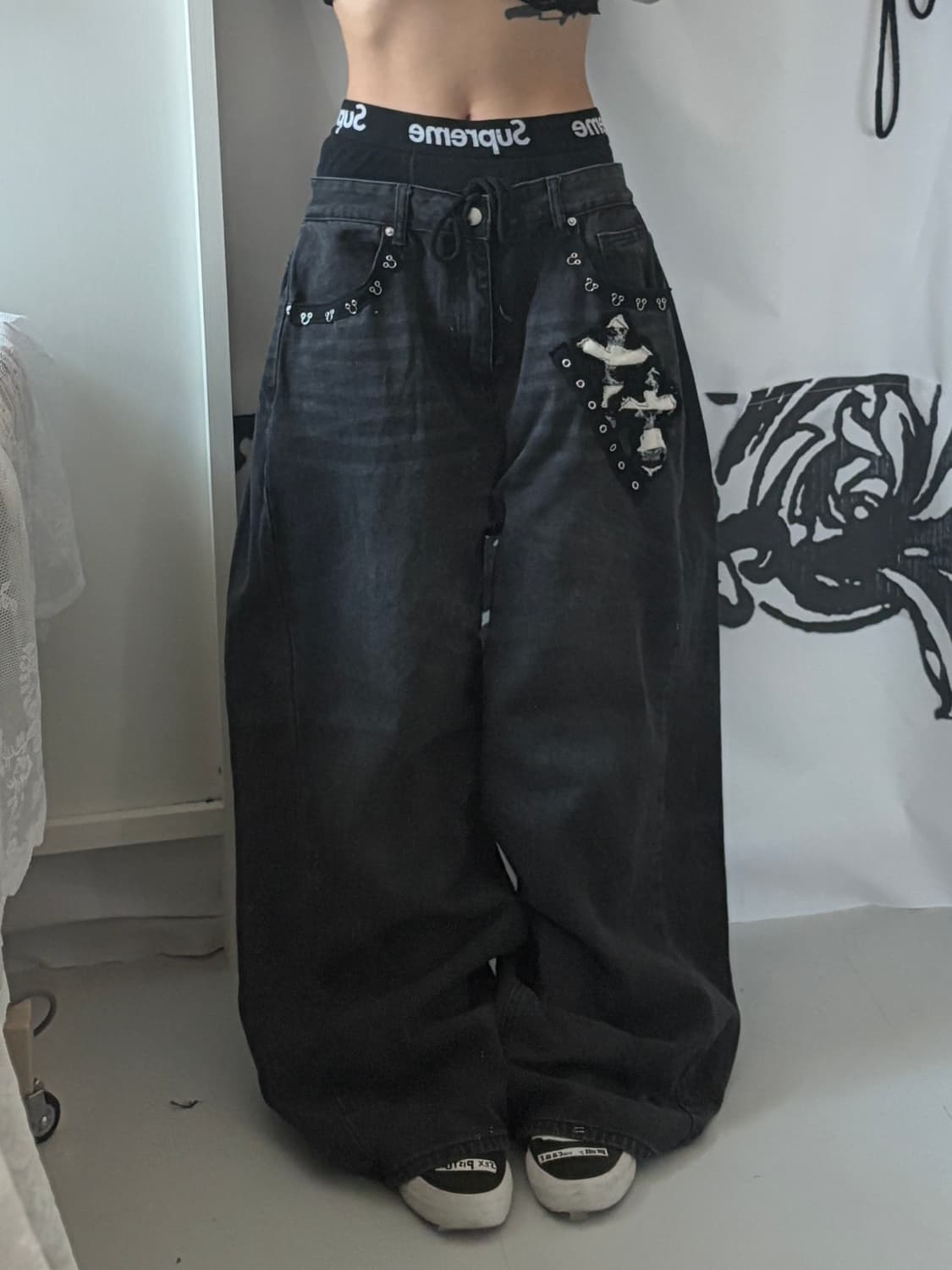 • striped cross patch dark gray pants 상품이미지1