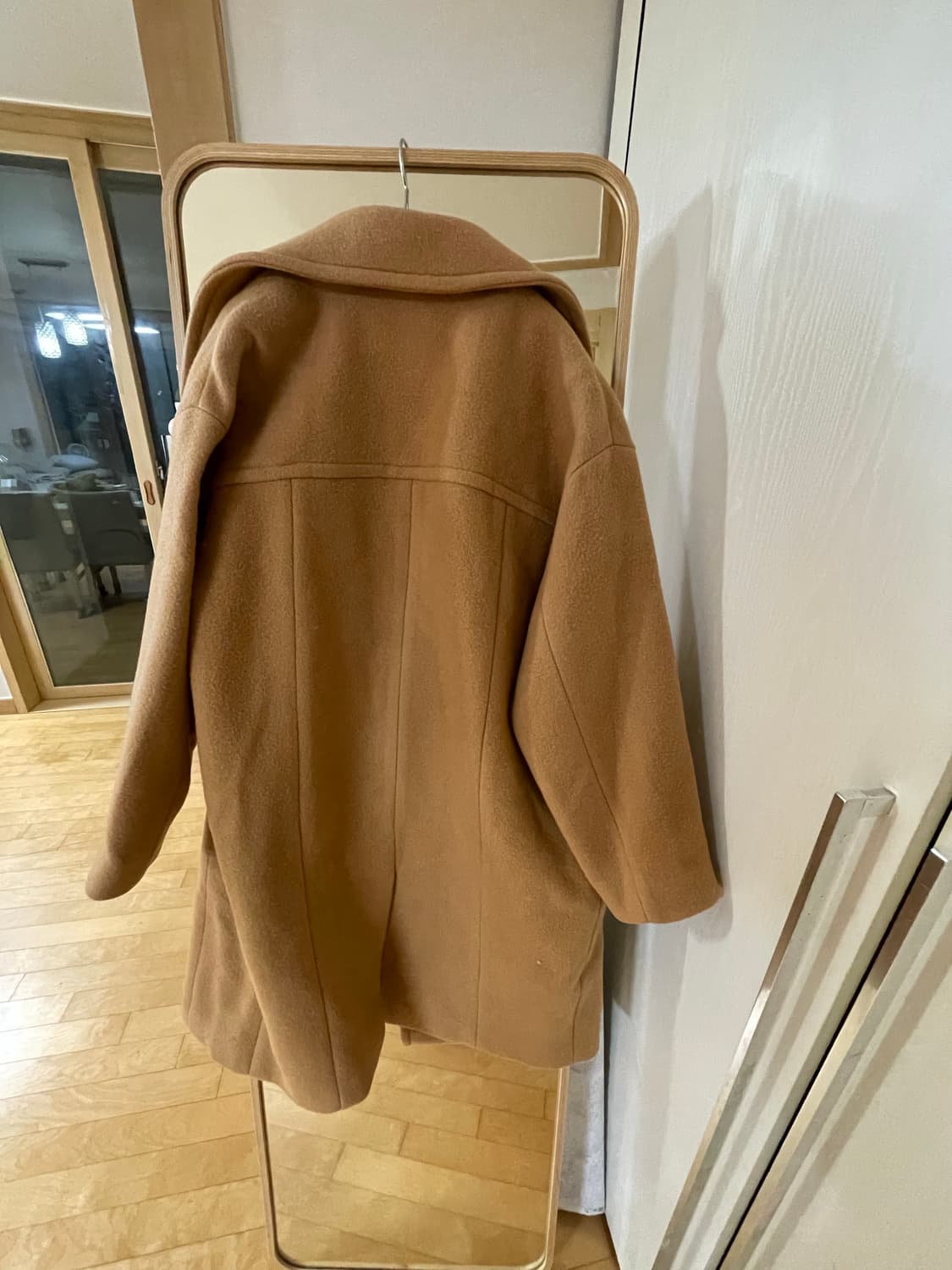 럭키슈에뜨 카멜 모 100% 코트 막스마라 버버리 프론트로우 상품이미지9