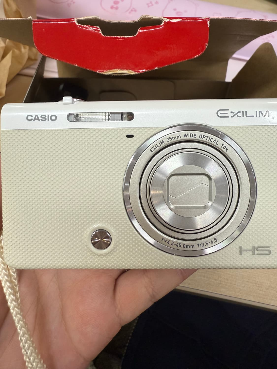 카시오 엑슬림 zr50 화이트 상태 좋움 상품이미지2