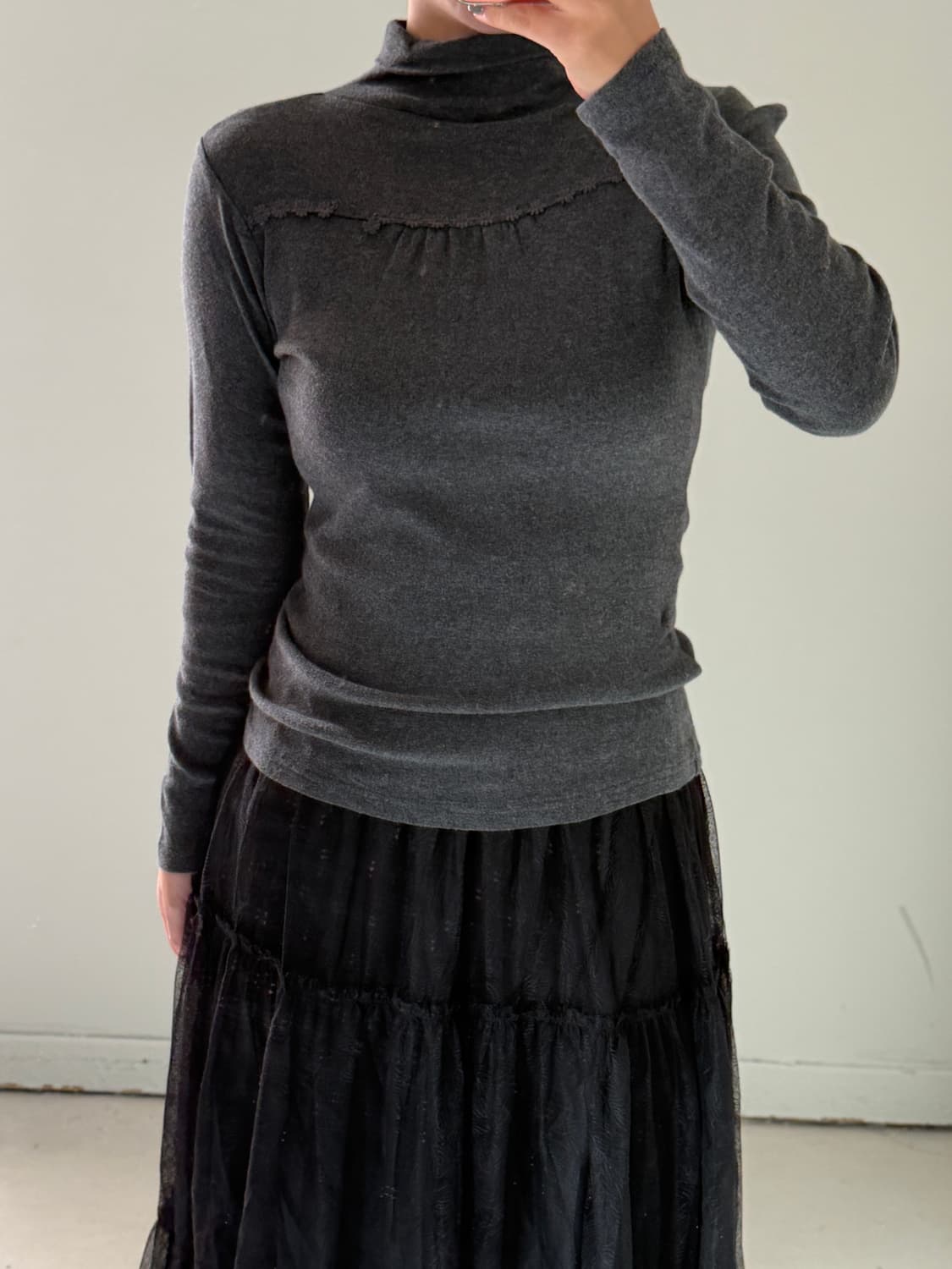 일본빈티지 차콜 터틀넥롱슬리브 상품이미지1