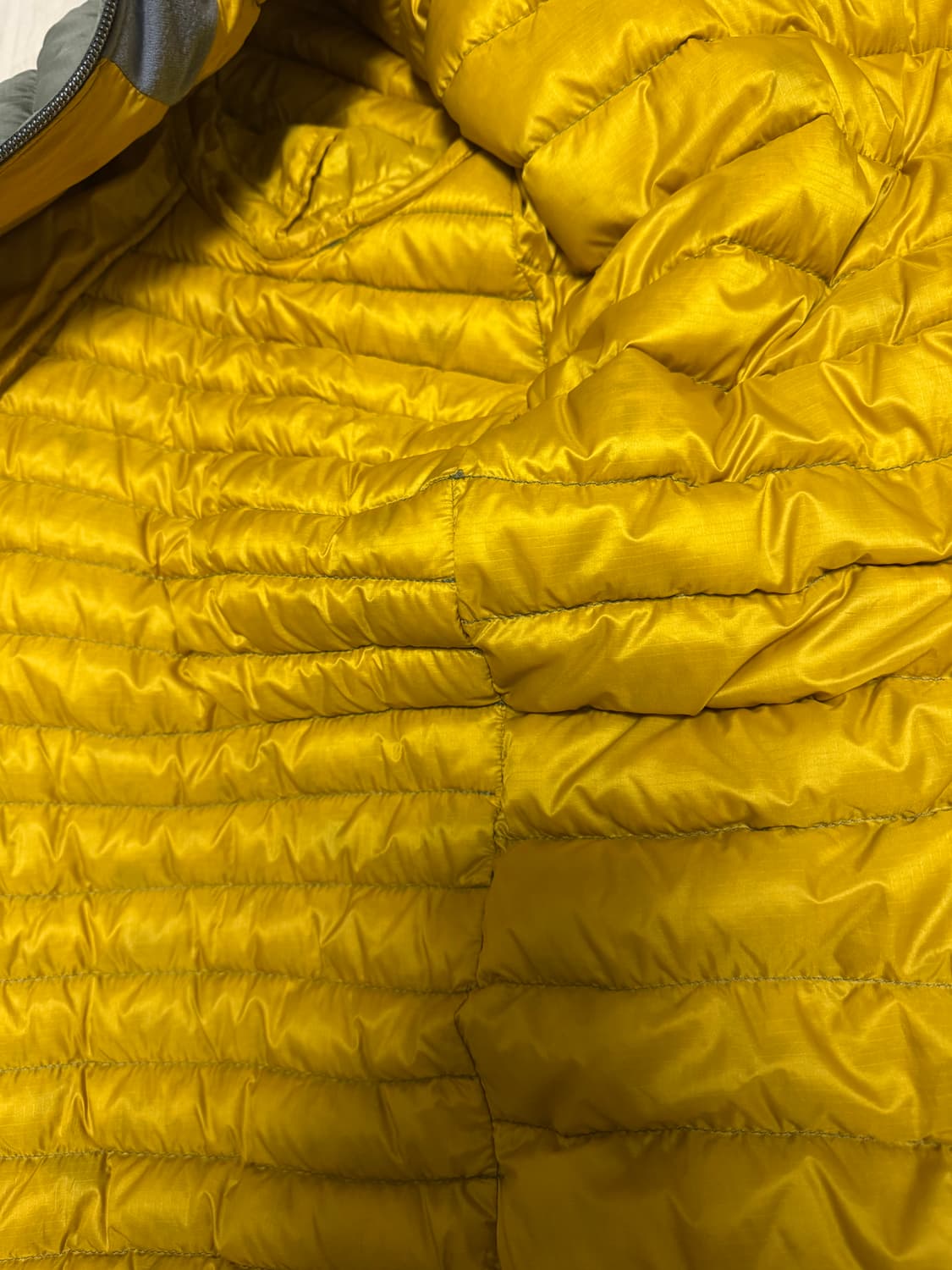 [US L] 랩 마이크로라이트 알파인 경량패딩 라이트카키 상품이미지7