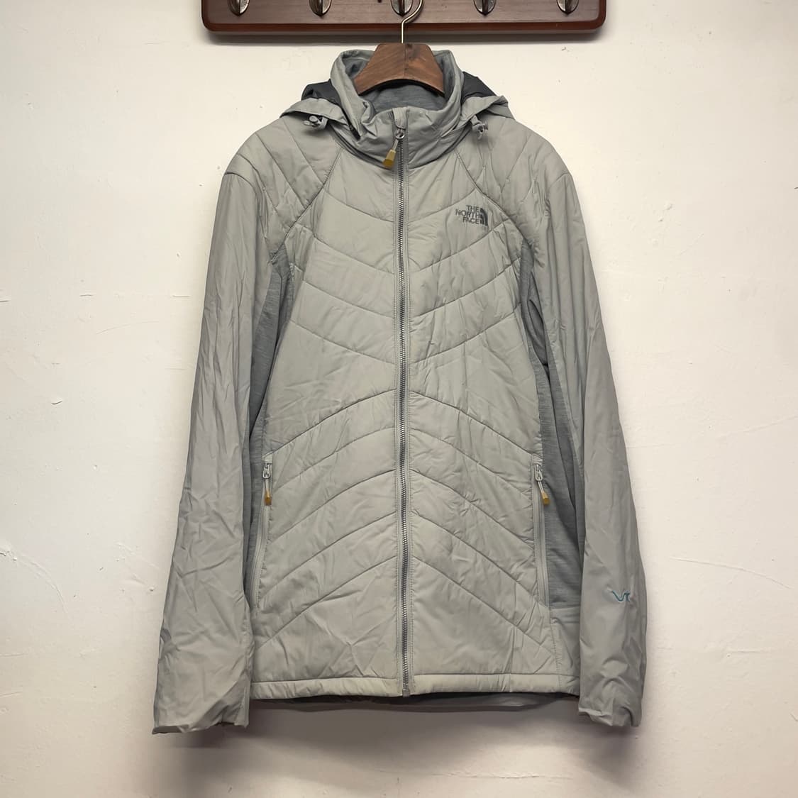 노스페이스 VX 그레이 후디 경량 패딩 상품이미지1