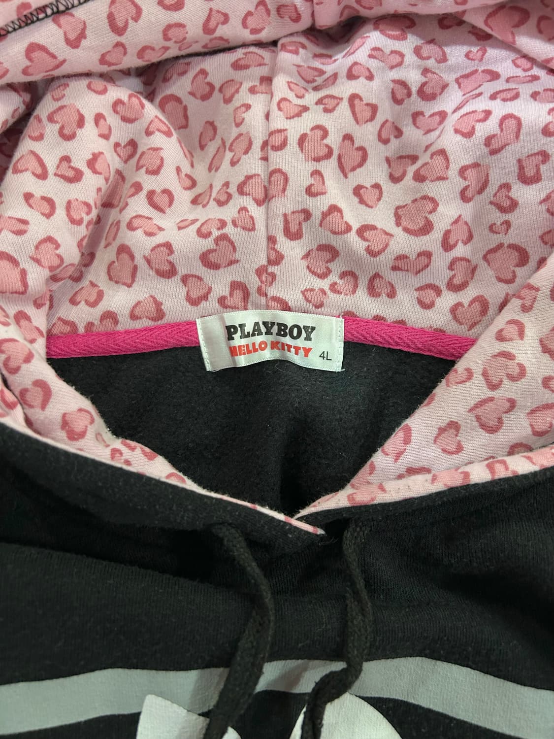 Playboy Hello kitty 플레이보이 & 헬로키티 콜라보 후드티 상품이미지3