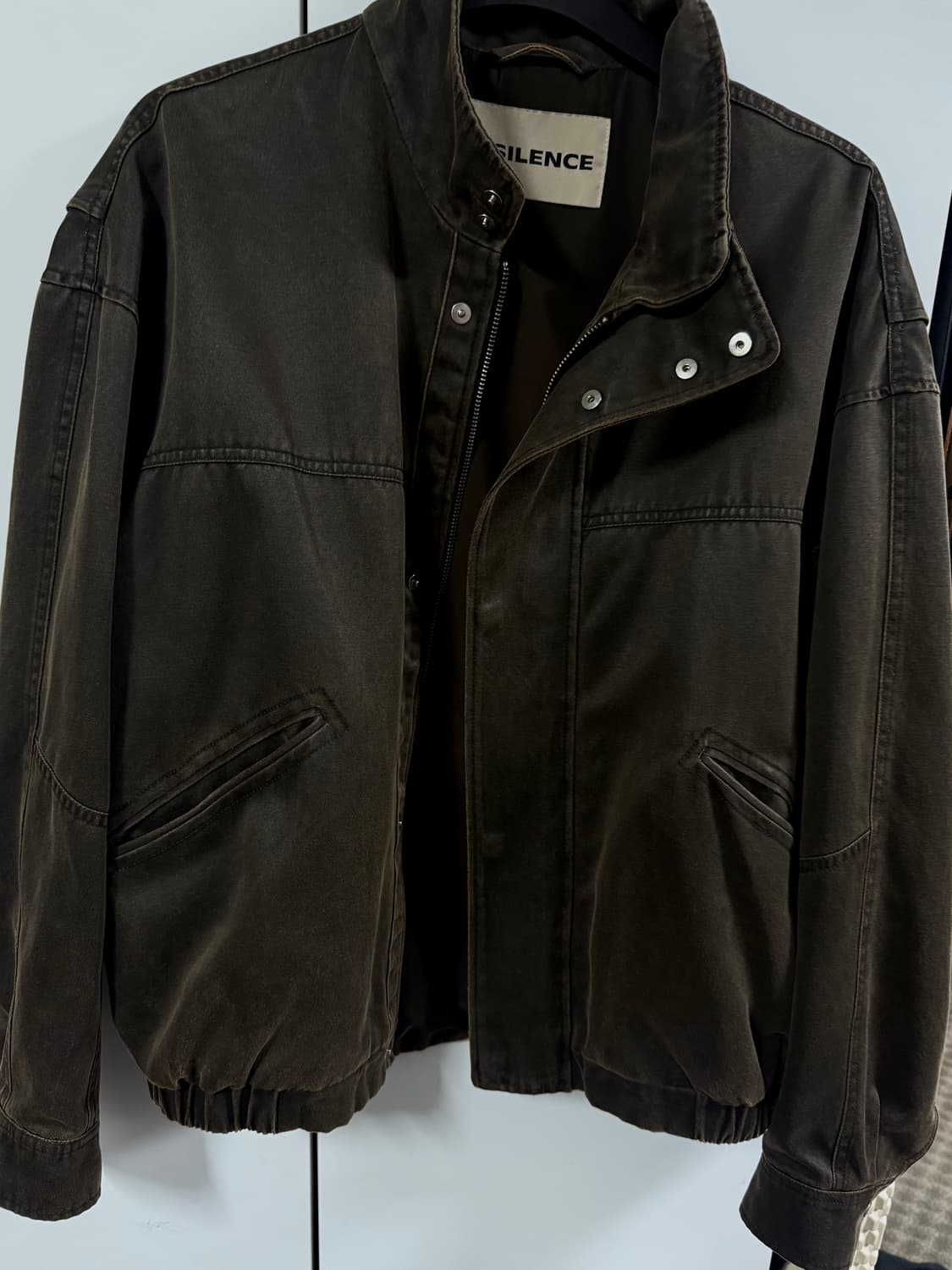 인사일런스 워시드 에코레더 자켓 상품이미지1