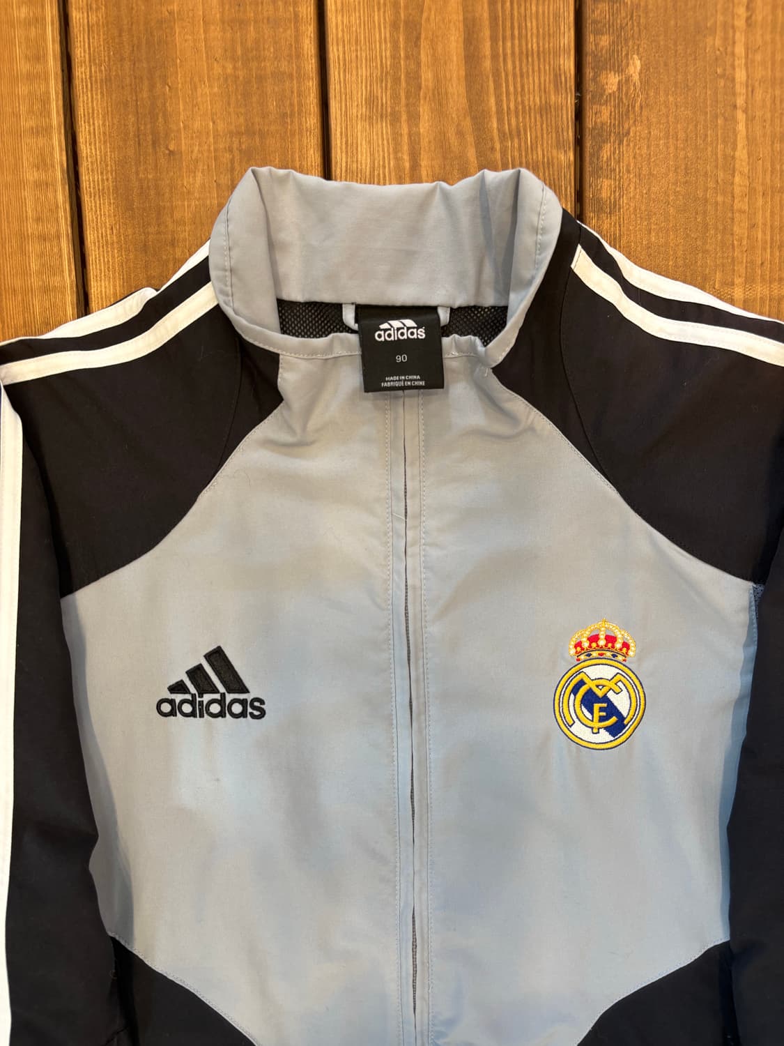 아디다스 레알마드리드 바람막이 상품이미지8