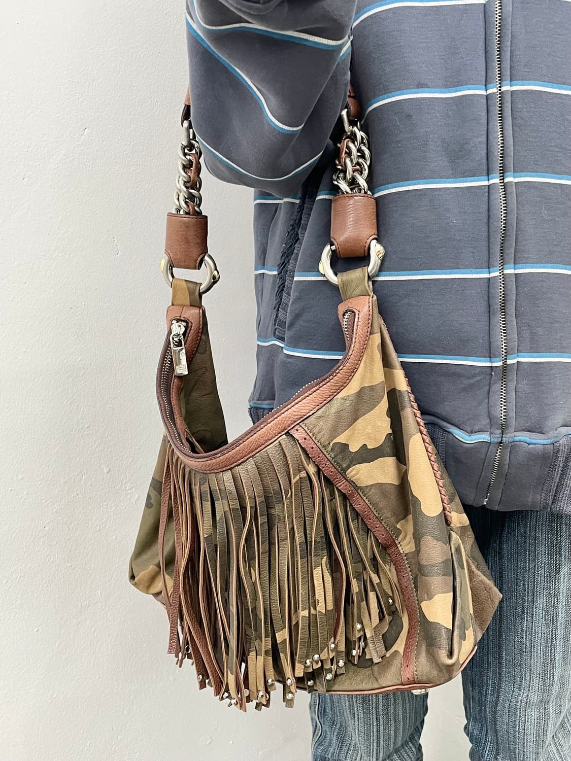 리얼레더 카모 태슬 체인 호보백 상품이미지5