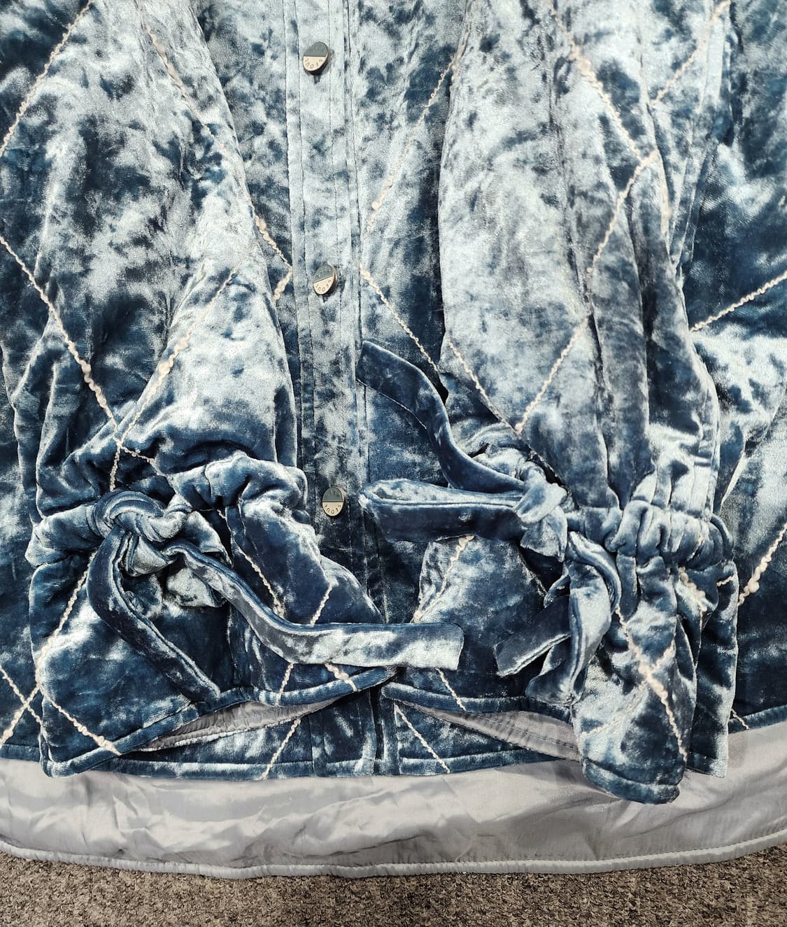 SJYP 소매 리본 벨벳 퀼팅 셔츠 자켓 S 상품이미지4