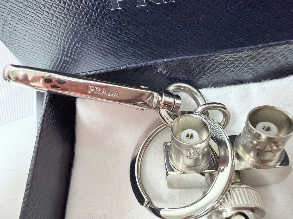 [정품] 프라다 로봇 키링 (백참)  상품이미지3