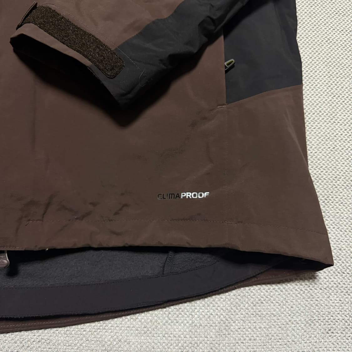 아디다스 클라이마프루프 바람막이 자켓  (후리스 내피) 상품이미지2