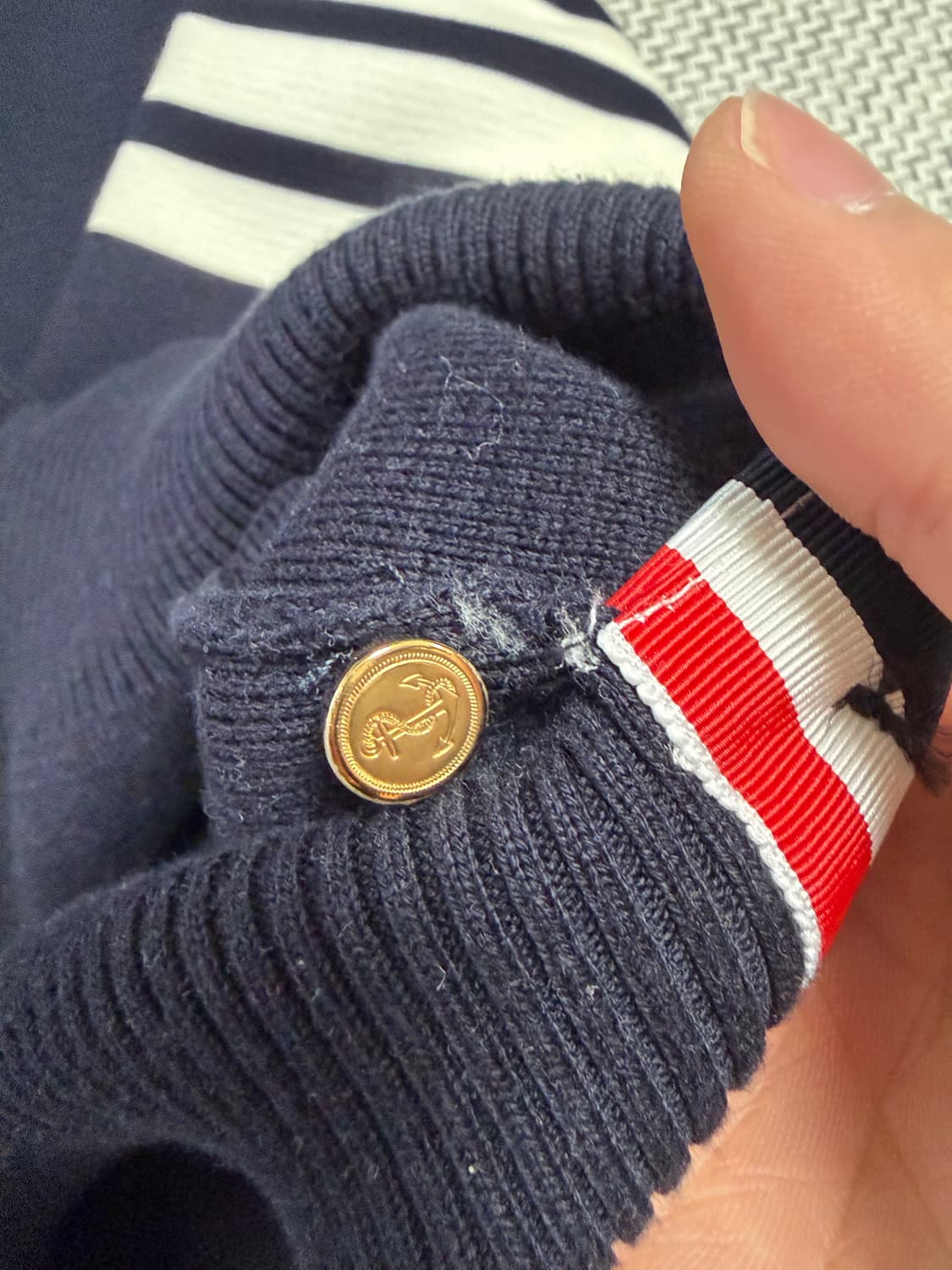 톰브라운 밀라노스티치 금장 니트 2사이즈 상품이미지8