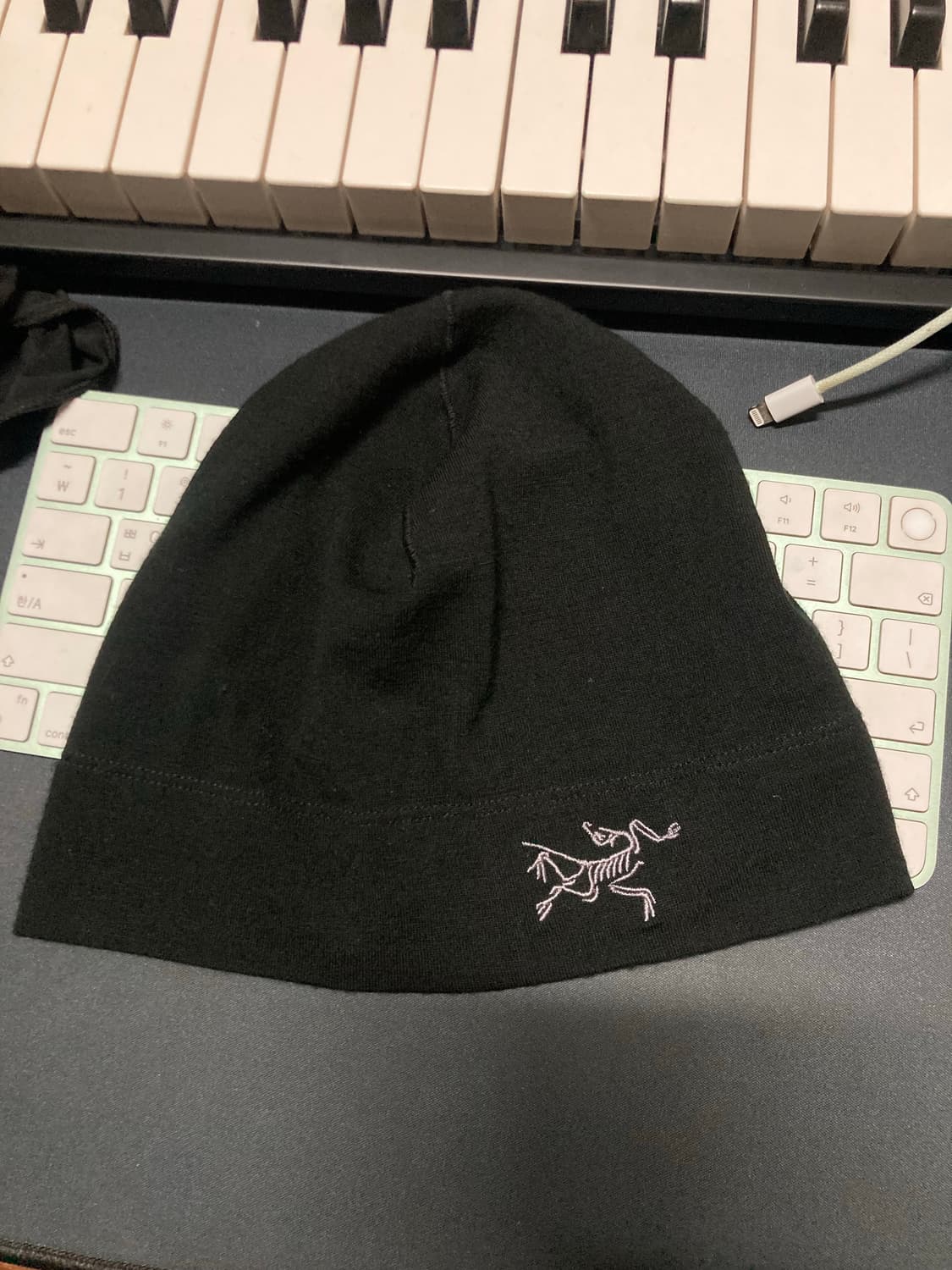 [S-M]아크테릭스 로 라이트웨이트 울 토크 블랙 상품이미지2