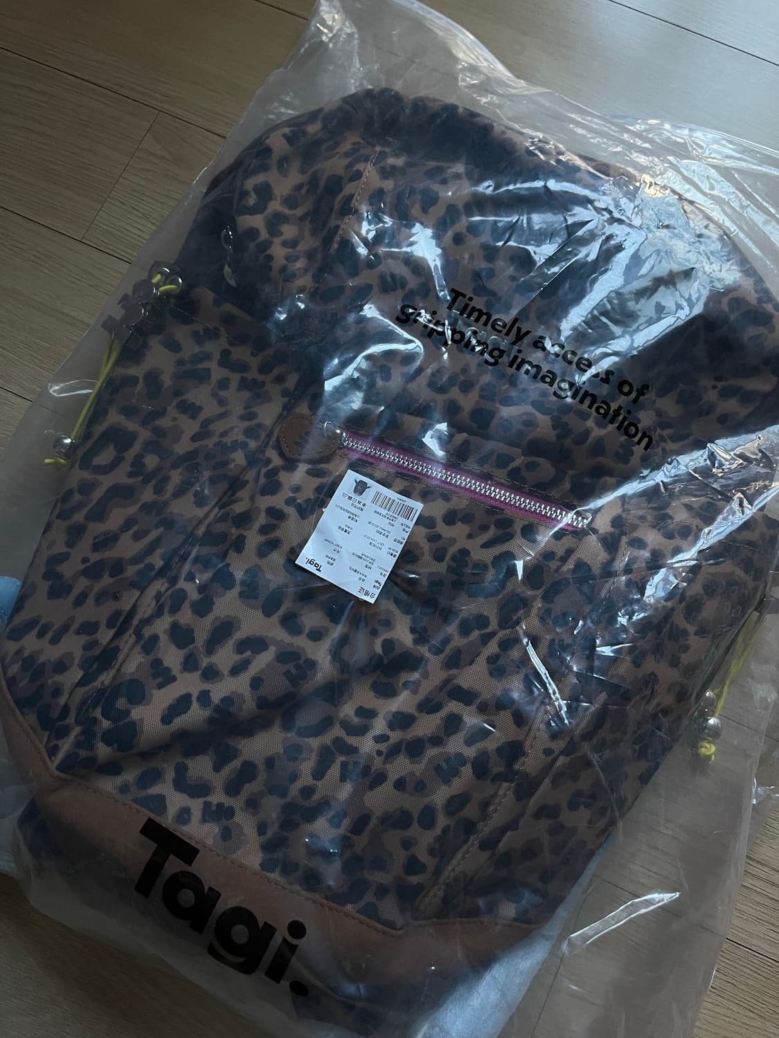 [새상품]Tagi 레오파드 백팩 상품이미지3