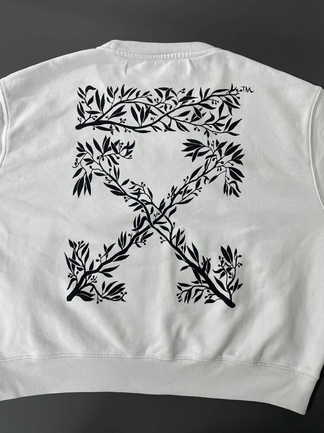 [M] 오프화이트 한나 리브 크롭핏 맨투맨 크루넥 셔츠 상품이미지5