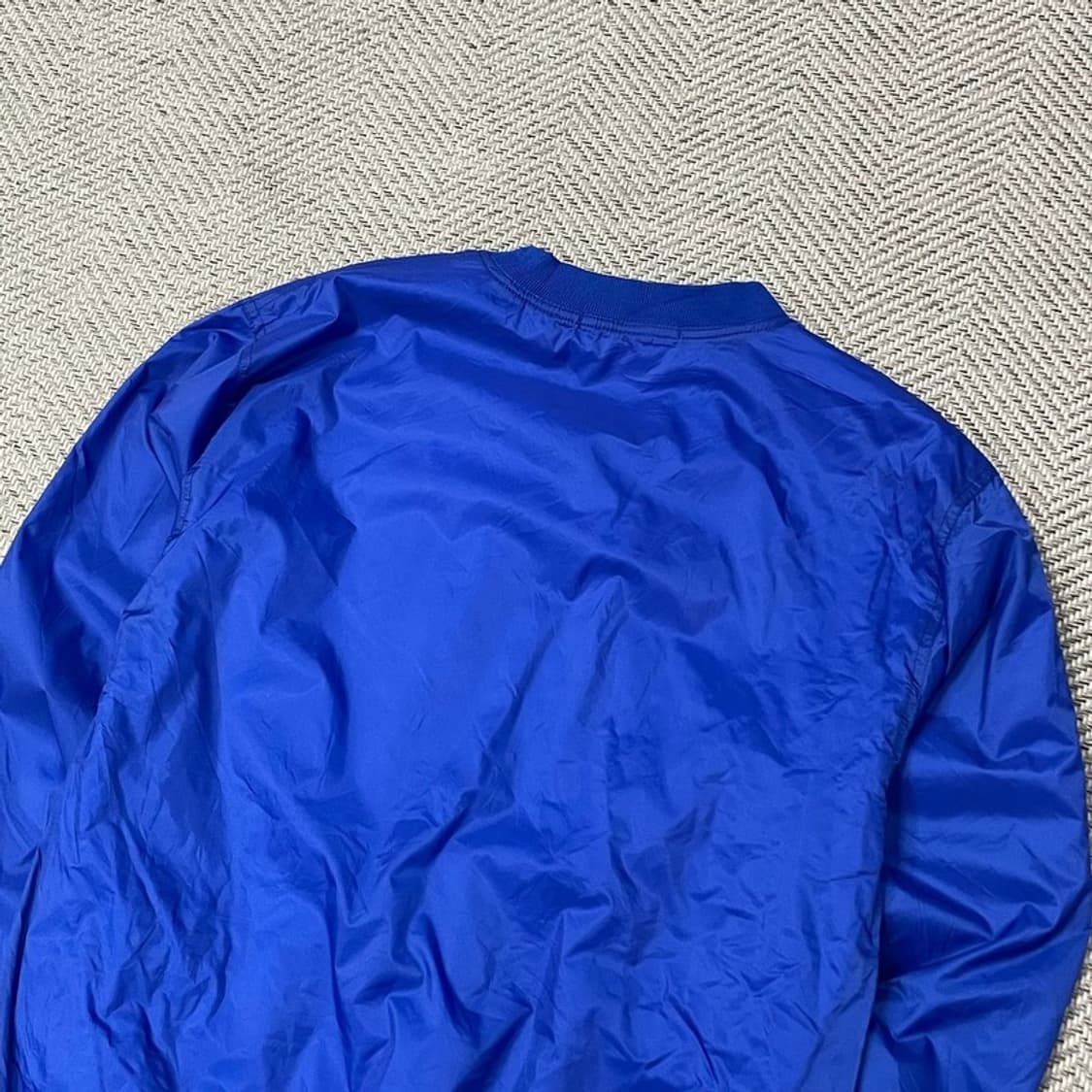 올드스쿨 브이넥 웜업 v0096 상품이미지4