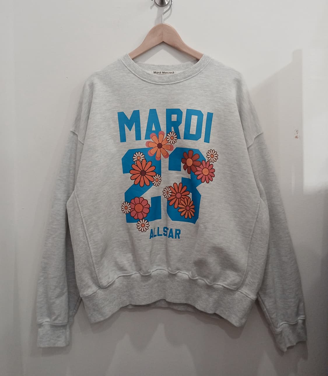 마르디 메크르디 맨투맨 상품이미지1