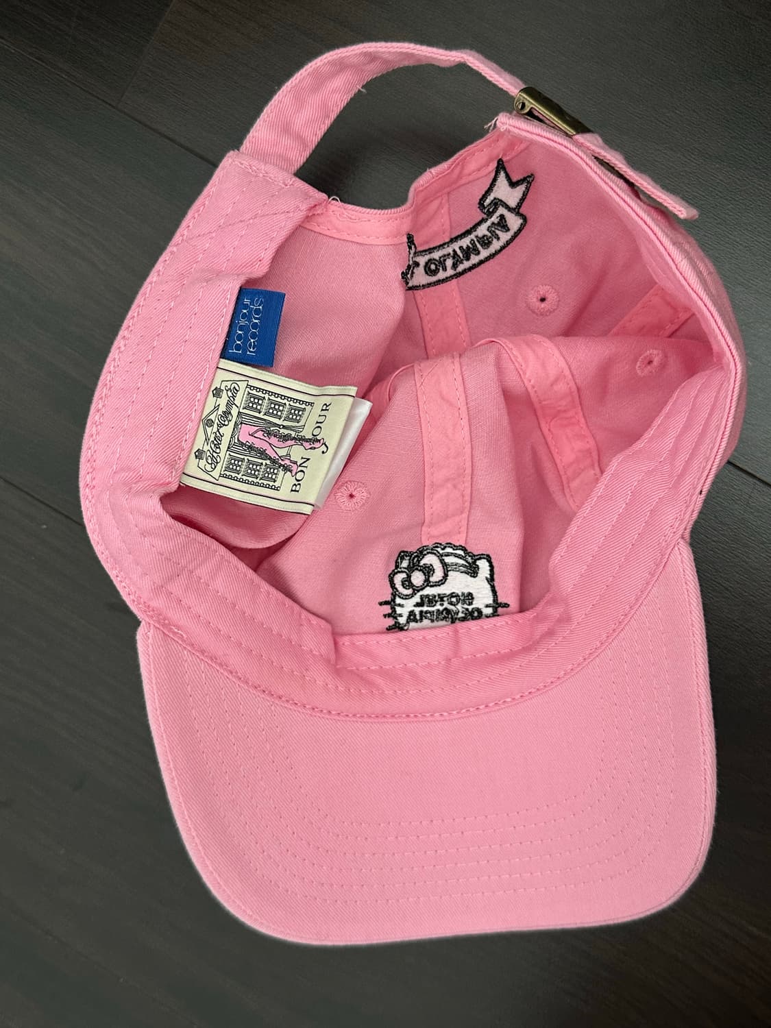 Hotel Olympia X Hello Kitty 볼캡 상품이미지5