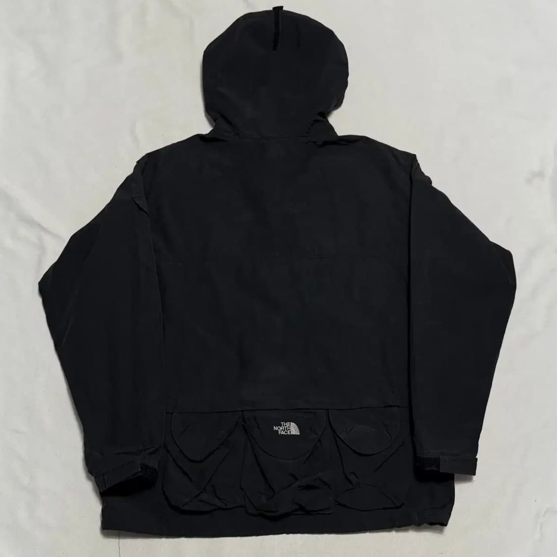 노스페이스 후드 후면 포켓 바람막이 상품이미지3