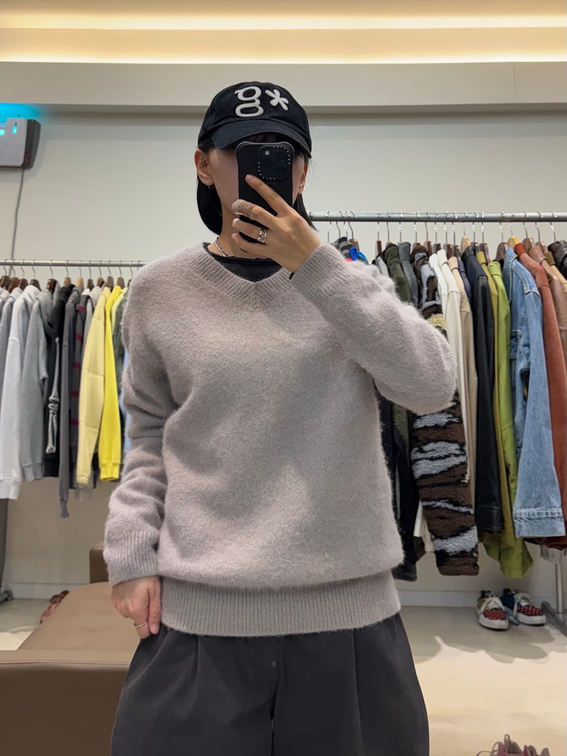 포터리 모 브이넥 니트 상품이미지5