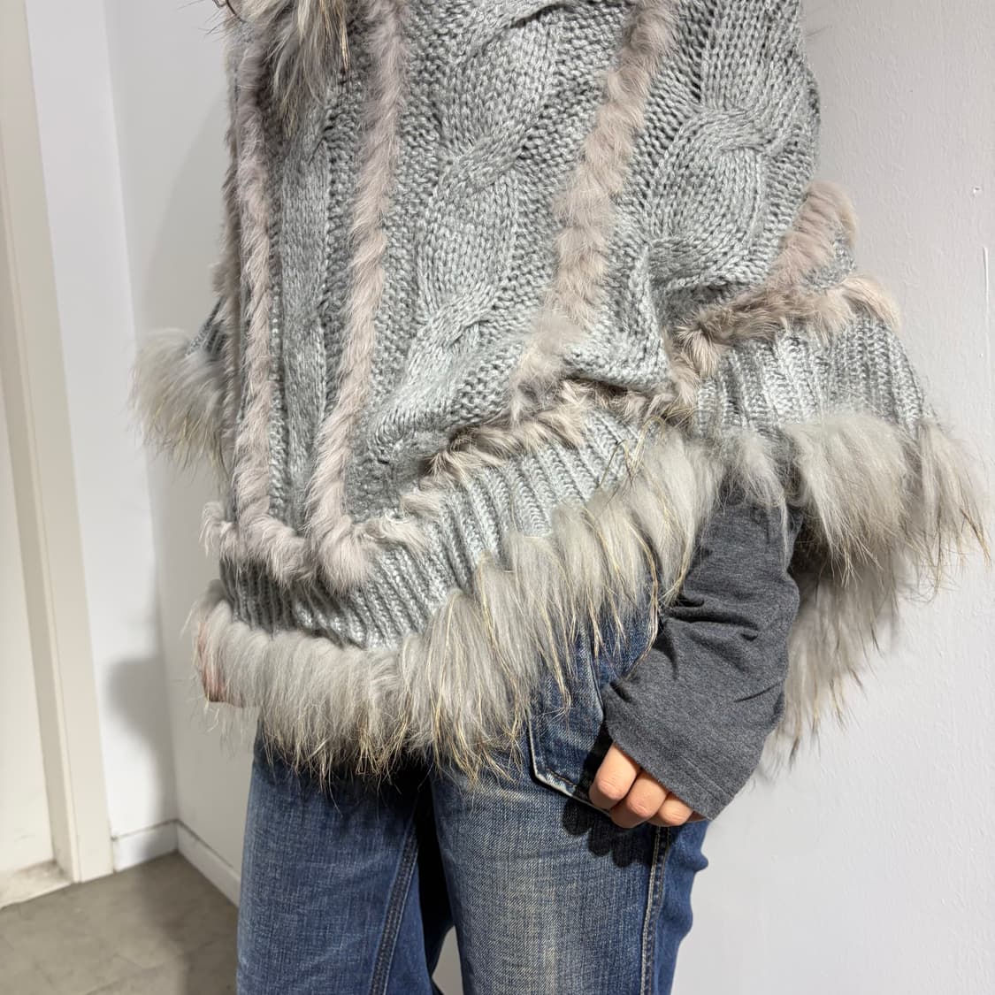 그레이 퍼 케이프 망토 상품이미지3